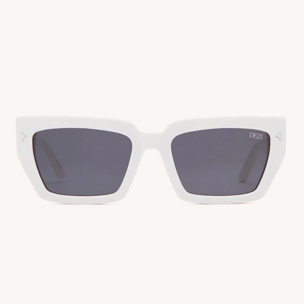 Dezi Switch Sunglasses